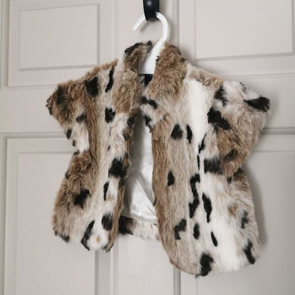 2/$30 Old Navy faux fur cardigan size 4 - Picture 3 of 5